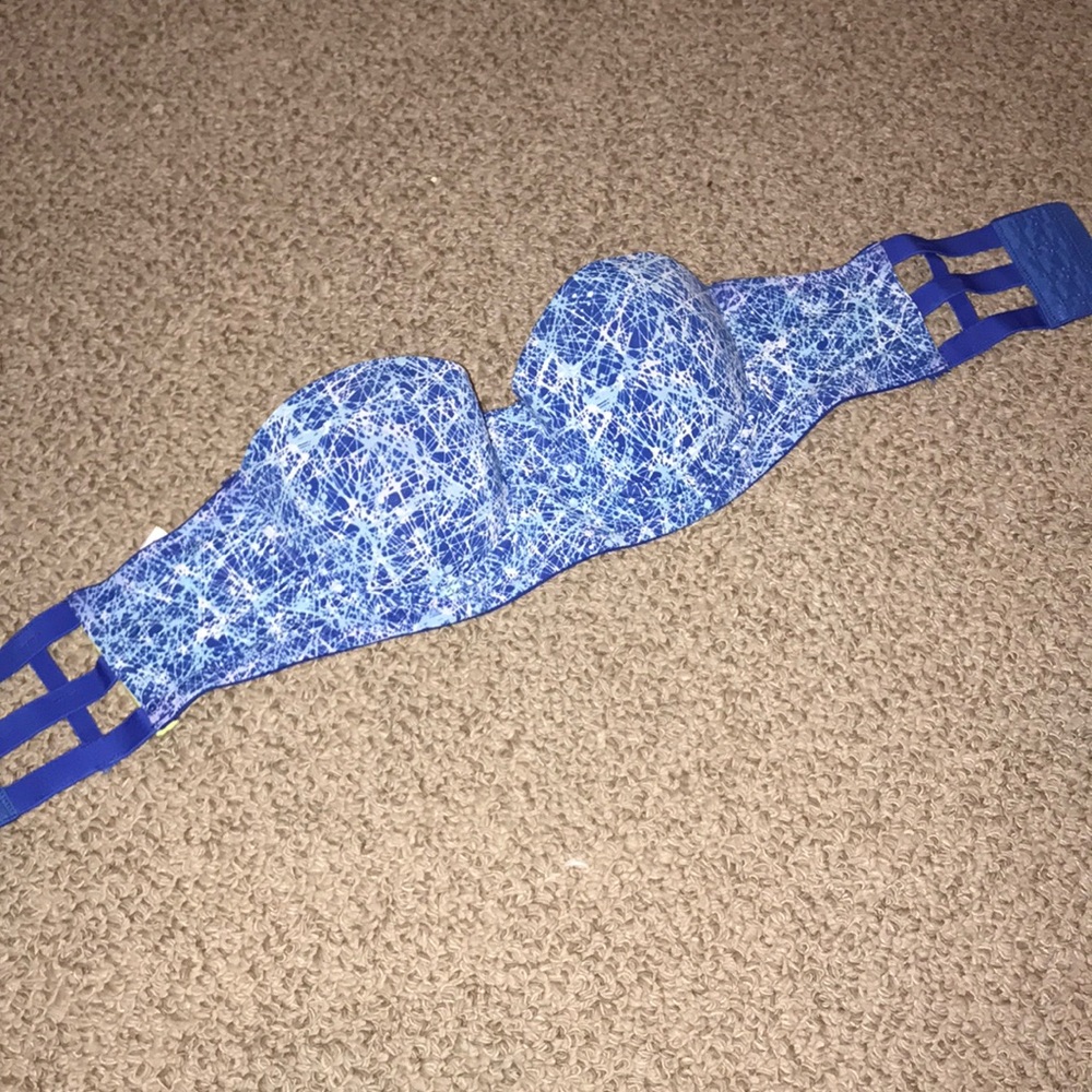 Aeropostale strapless bra